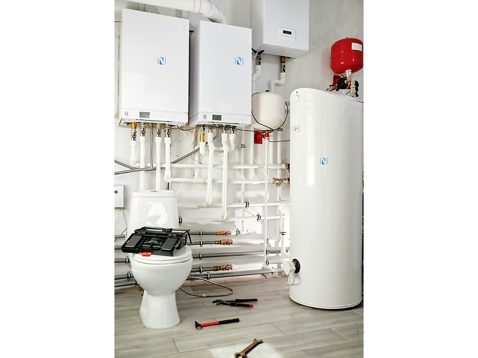 Sistema ibrido caldaia e pompa di calore Newtek - installato a Gela